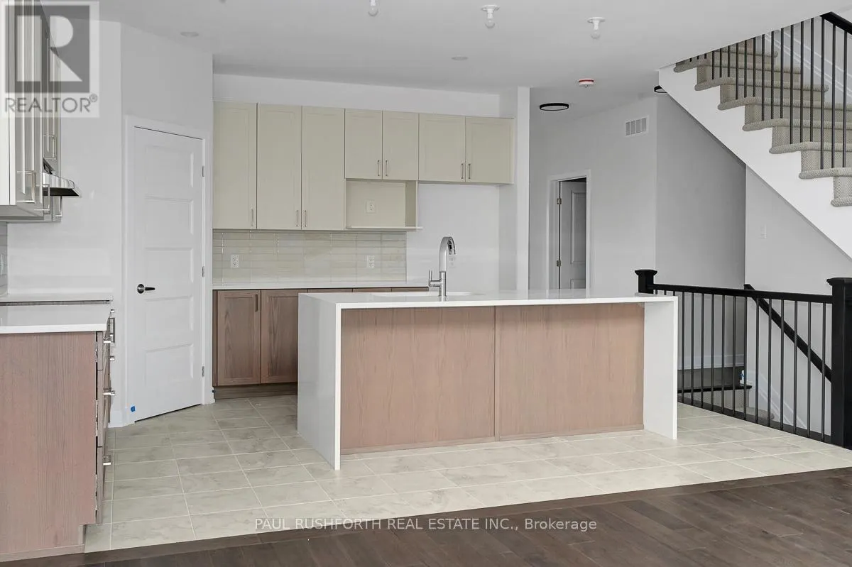 124 CHANDELLE PRIVATE