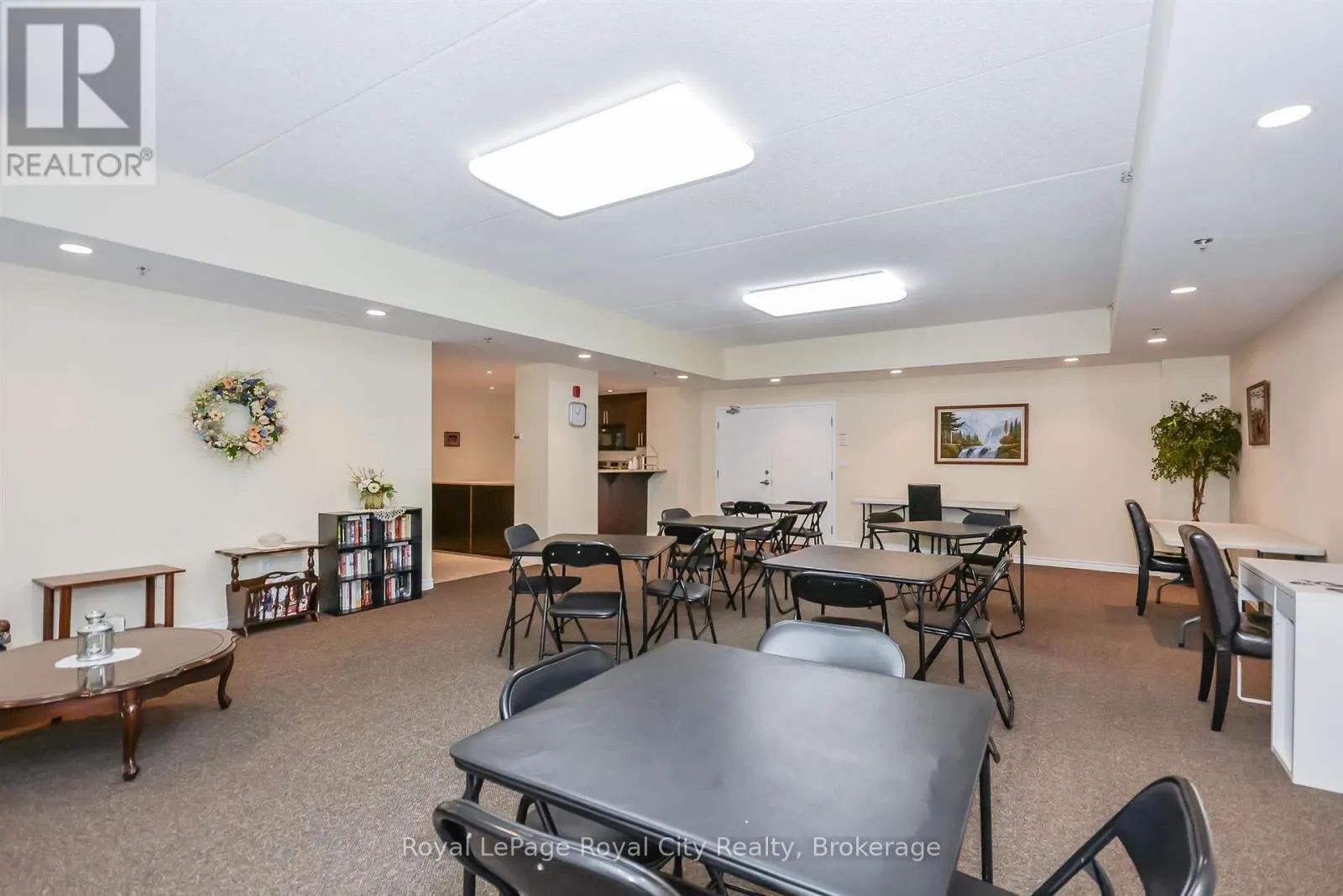 316 - 308 WATSON PARKWAY N, #316