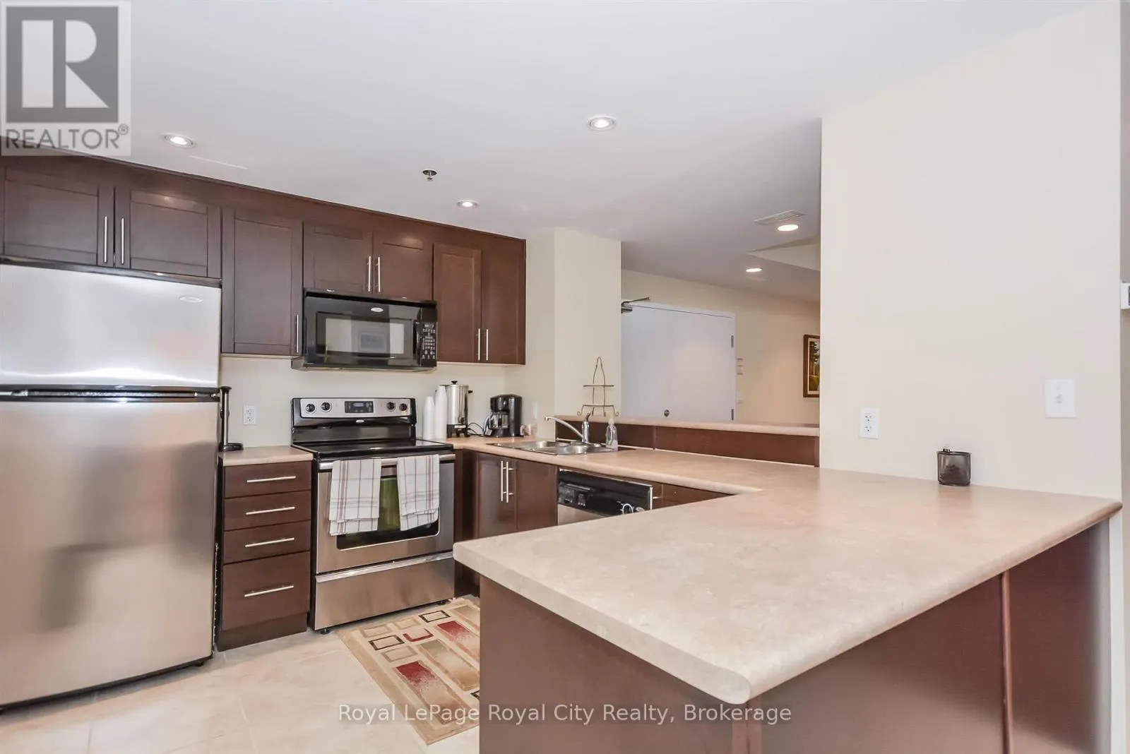 316 - 308 WATSON PARKWAY N, #316