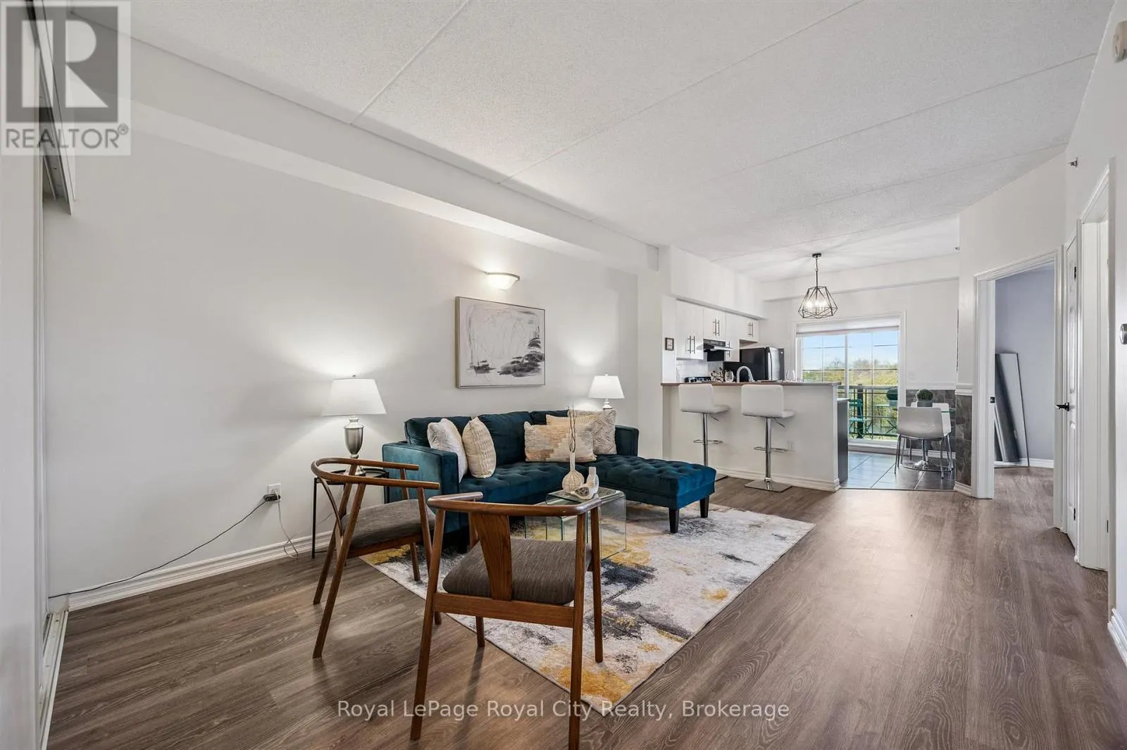 316 - 308 WATSON PARKWAY N, #316