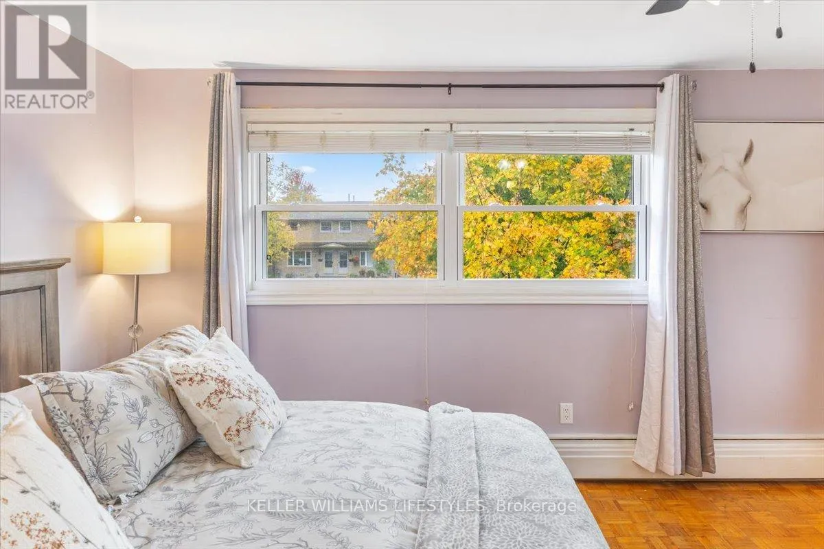 963 NOTRE DAME DRIVE