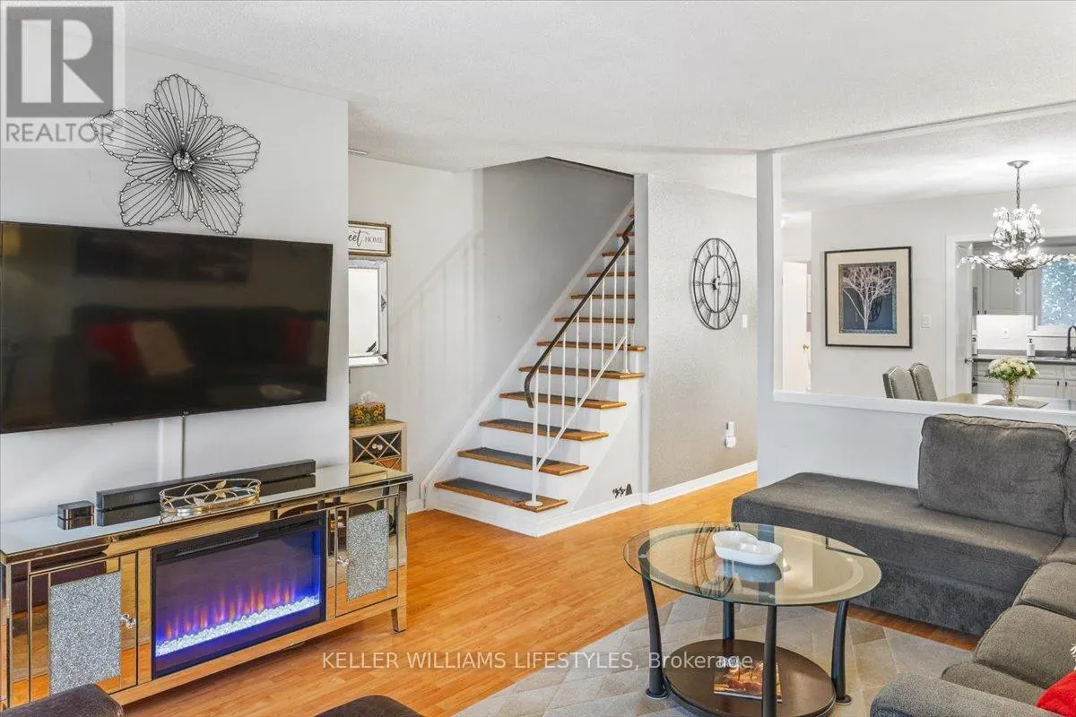 963 NOTRE DAME DRIVE