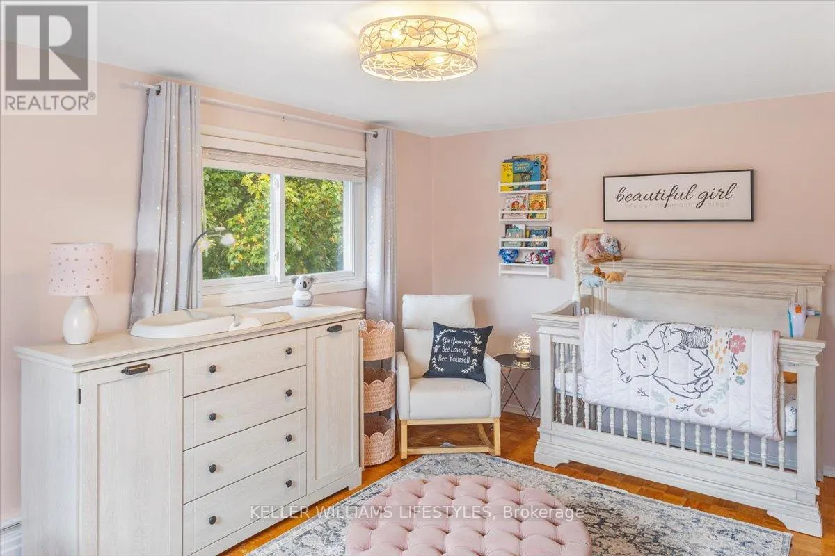 963 NOTRE DAME DRIVE