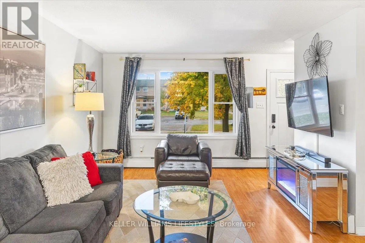 963 NOTRE DAME DRIVE