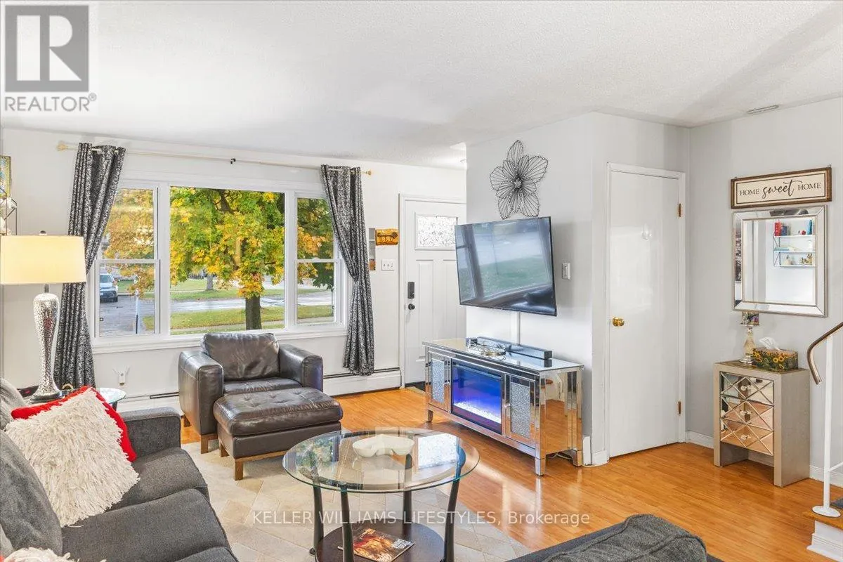 963 NOTRE DAME DRIVE