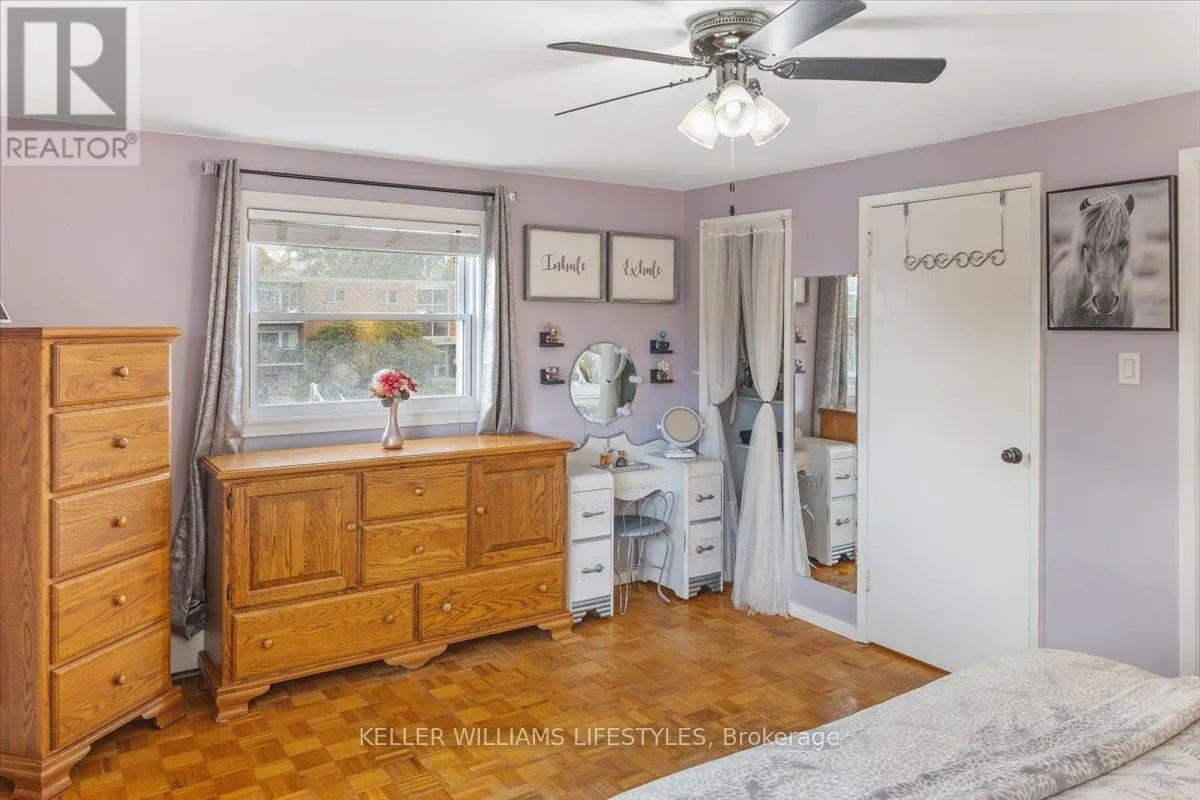 963 NOTRE DAME DRIVE