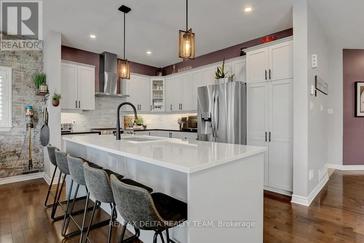 1916 MONTMERE AVENUE