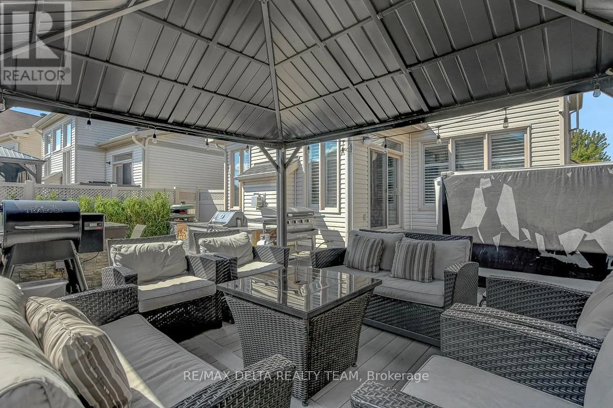 1916 MONTMERE AVENUE