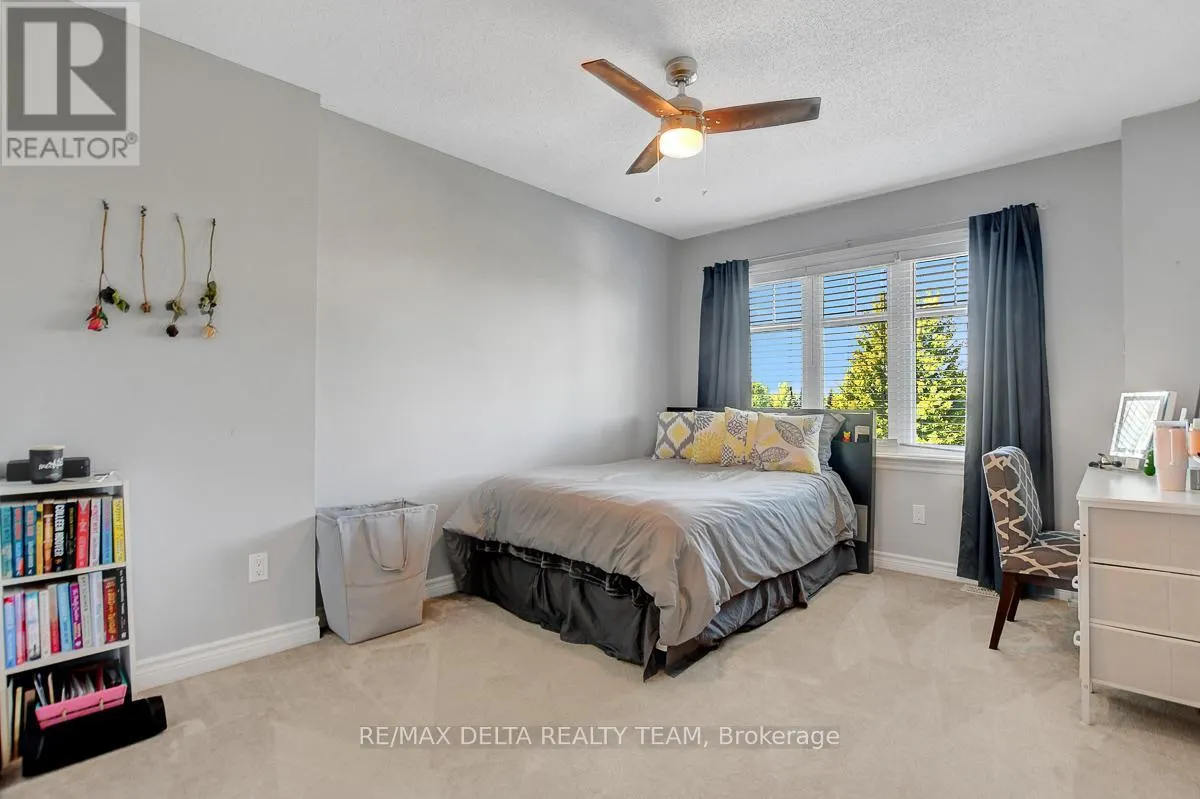 1916 MONTMERE AVENUE