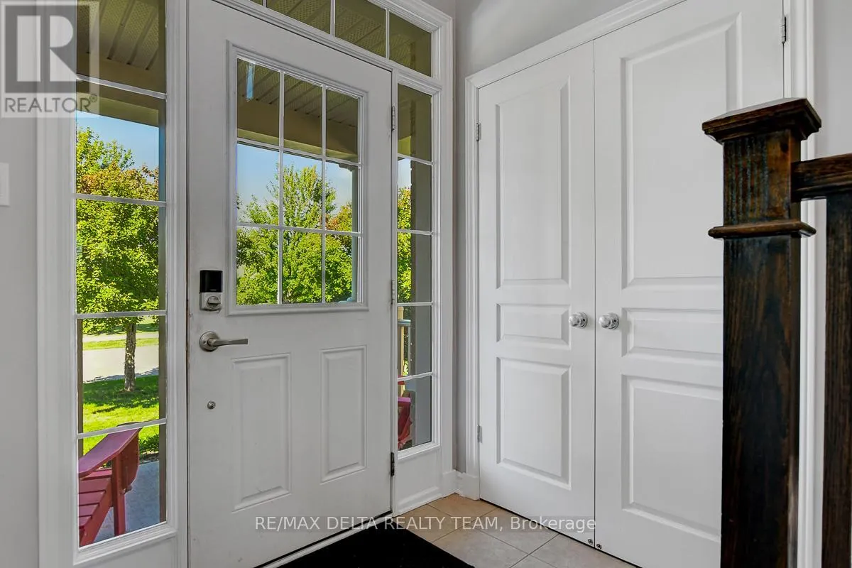 1916 MONTMERE AVENUE