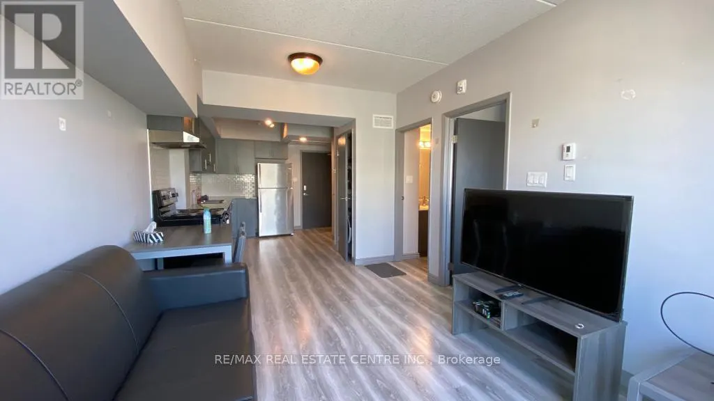 G-503 - 275 LARCH STREET