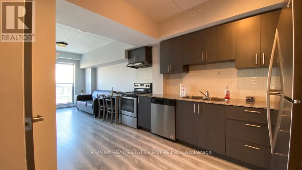 G-503 - 275 LARCH STREET