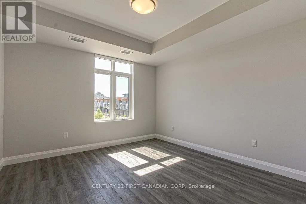 213 - 200 CALLAWAY ROAD, #213