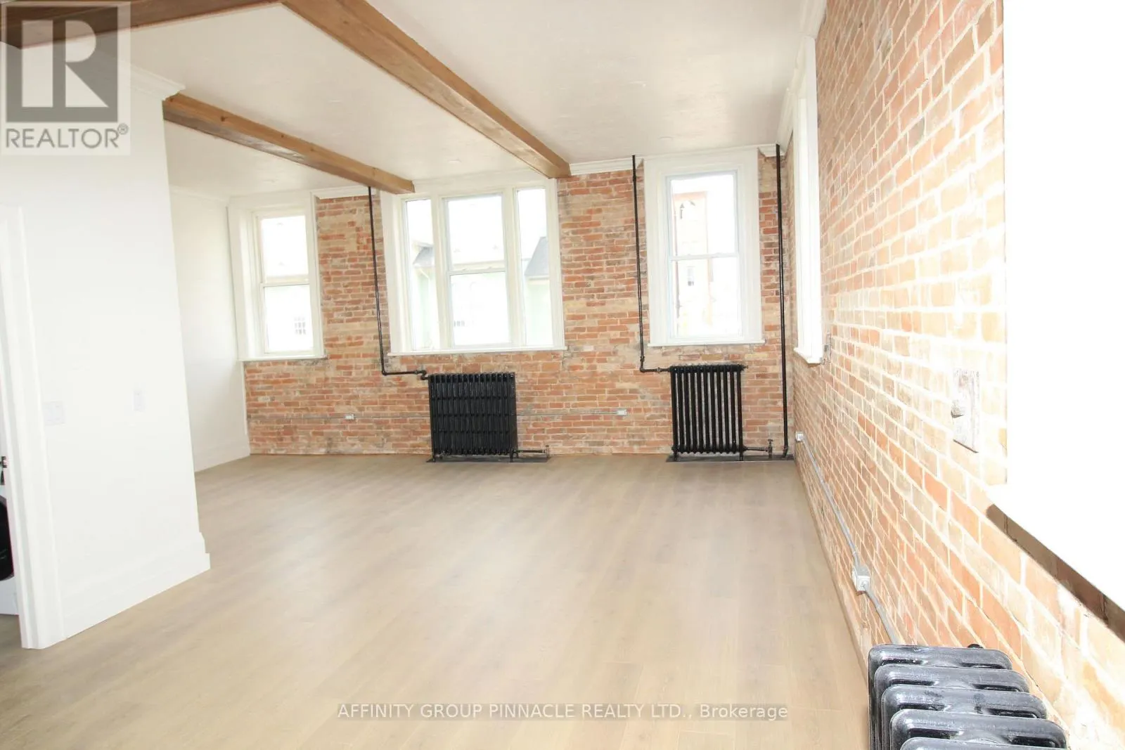 2 - 3 CAMBRIDGE STREET S, #2