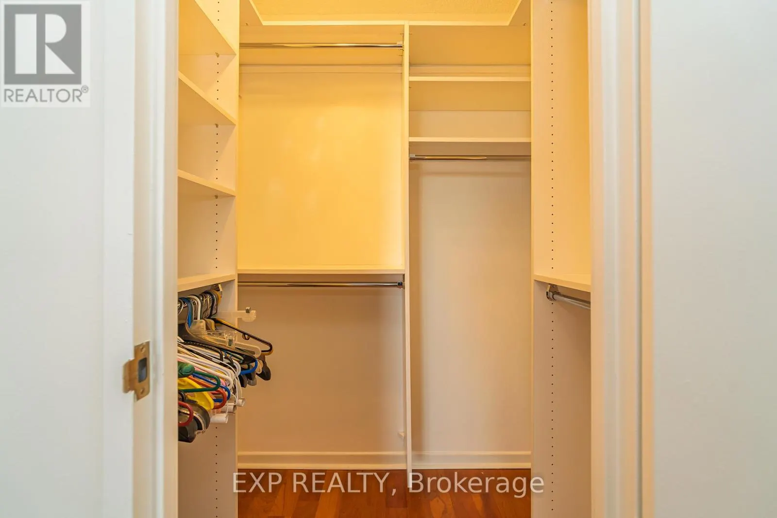 2305 - 1500 RIVERSIDE DRIVE