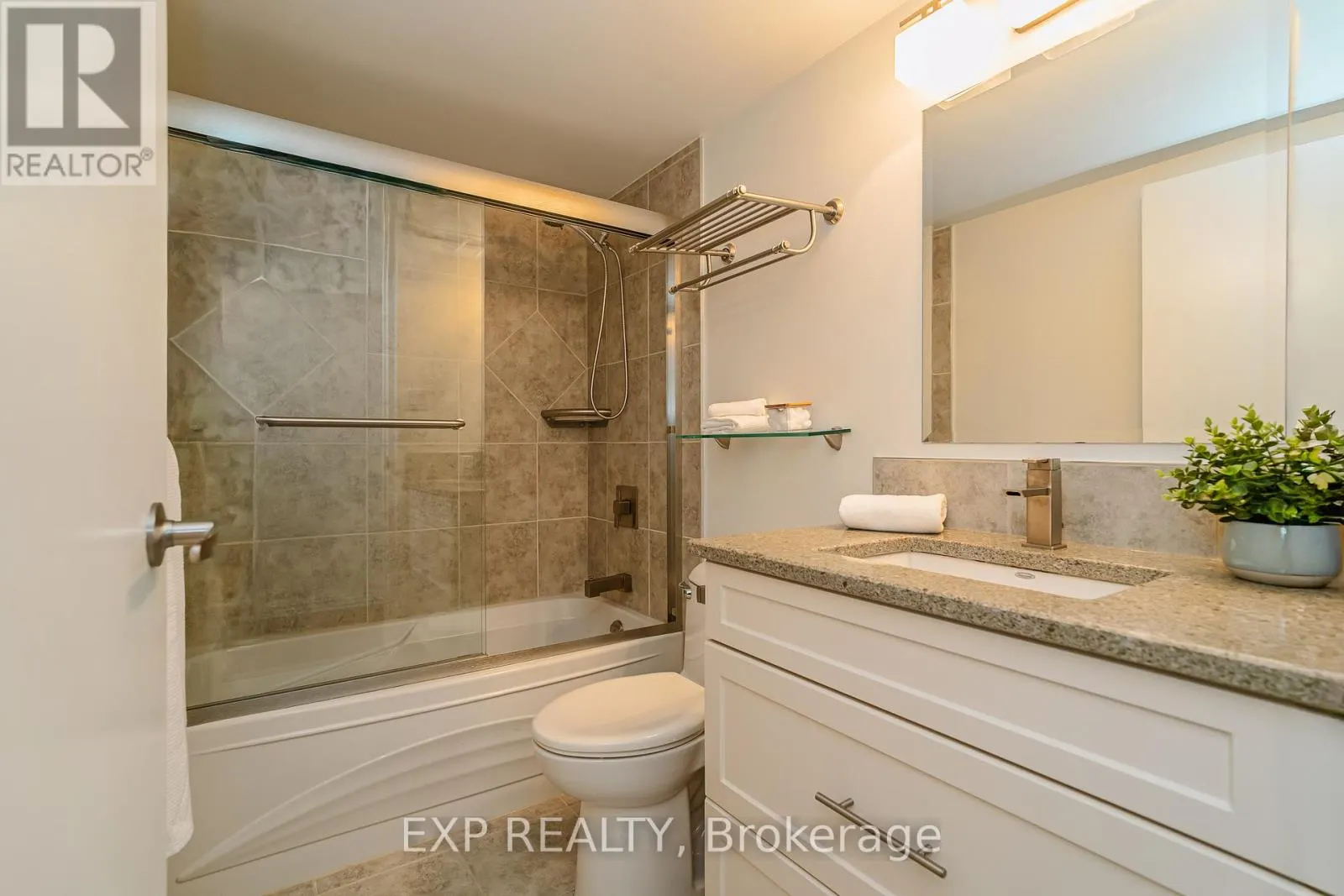 2305 - 1500 RIVERSIDE DRIVE