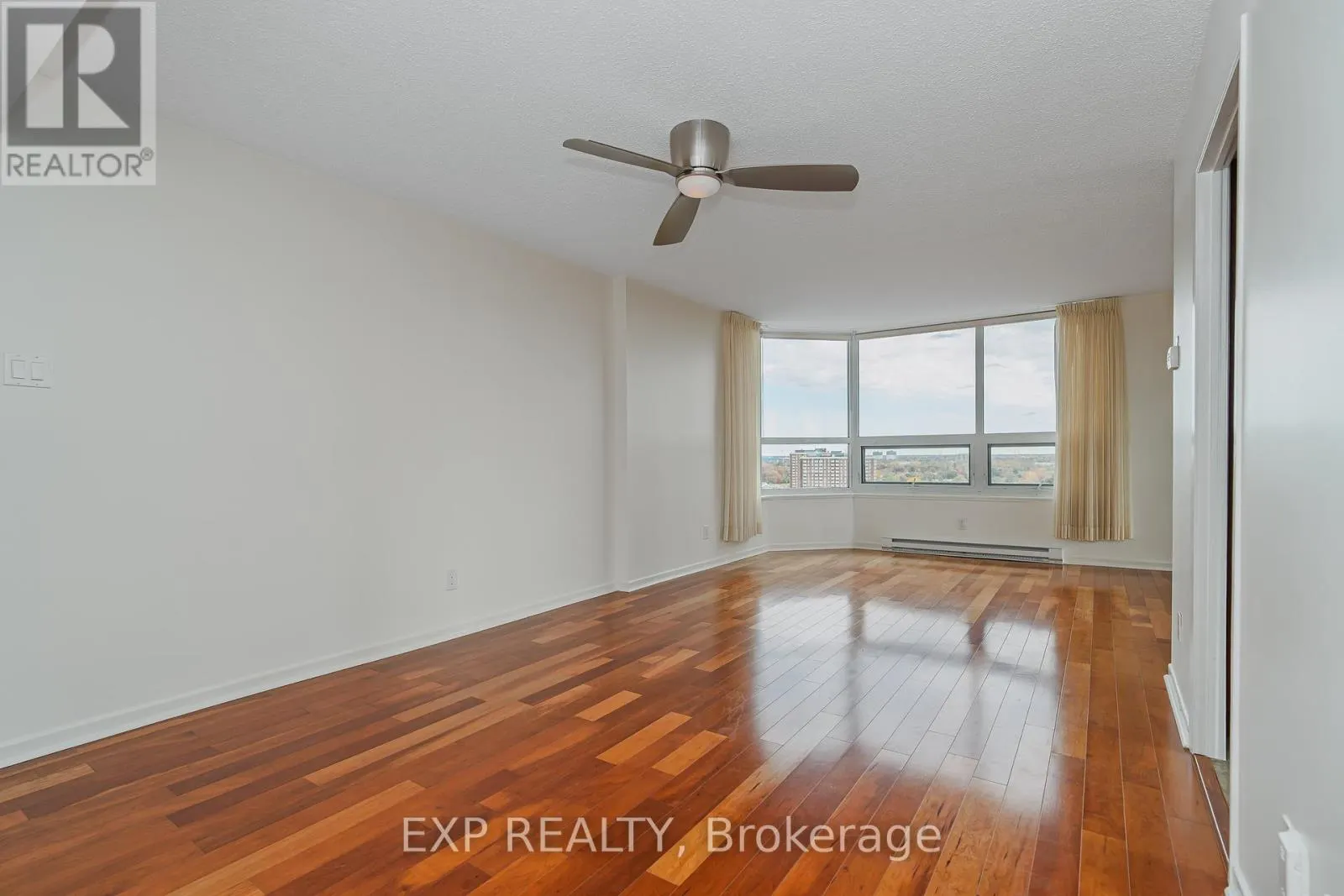 2305 - 1500 RIVERSIDE DRIVE