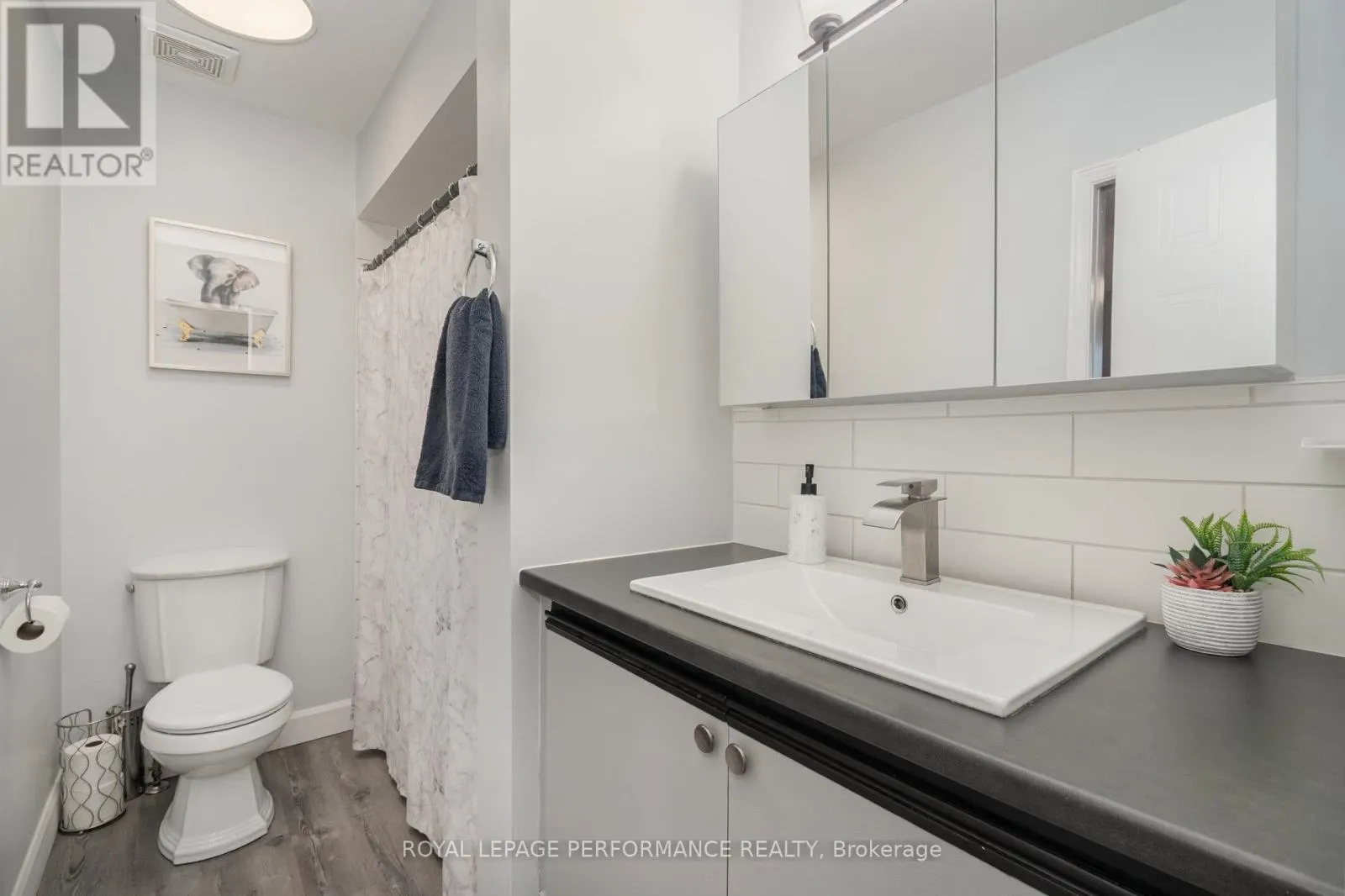 1150 CHIMNEY HILL WAY