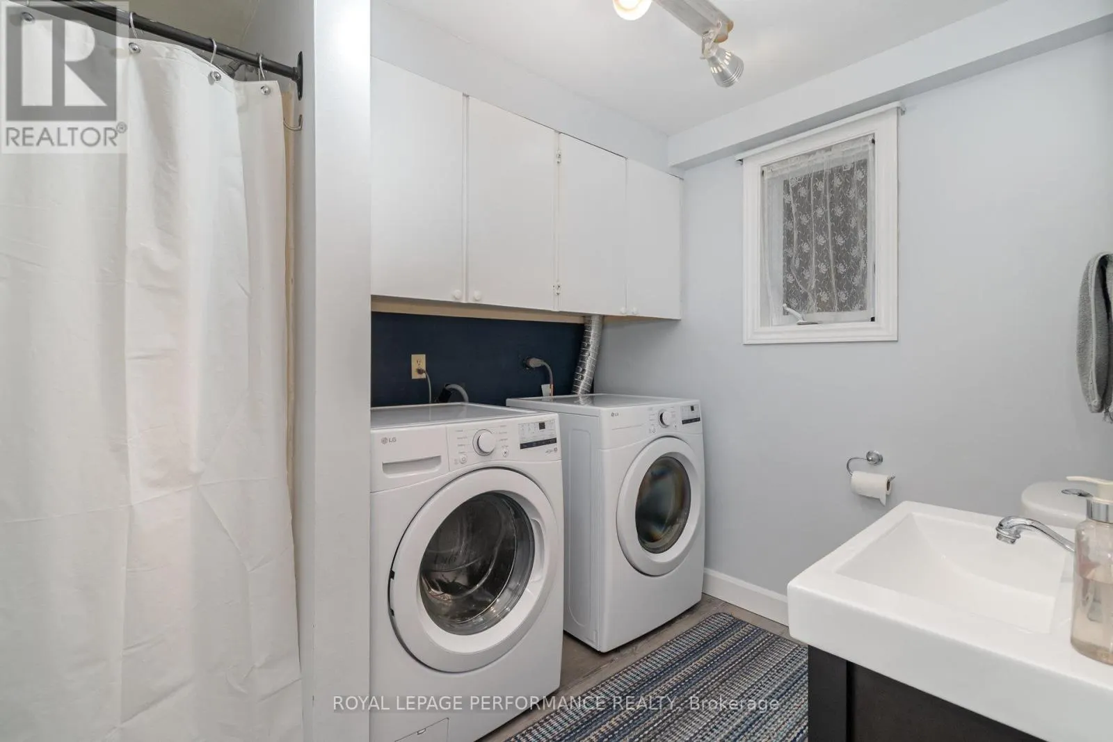 1150 CHIMNEY HILL WAY