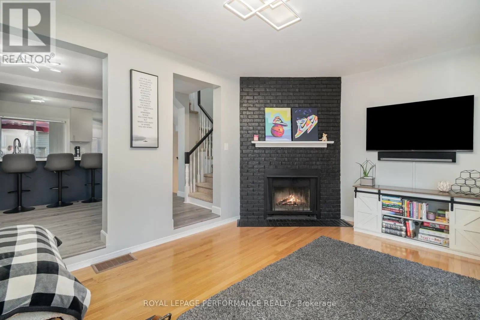 1150 CHIMNEY HILL WAY