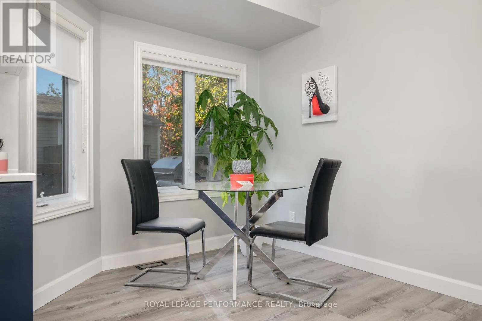 1150 CHIMNEY HILL WAY