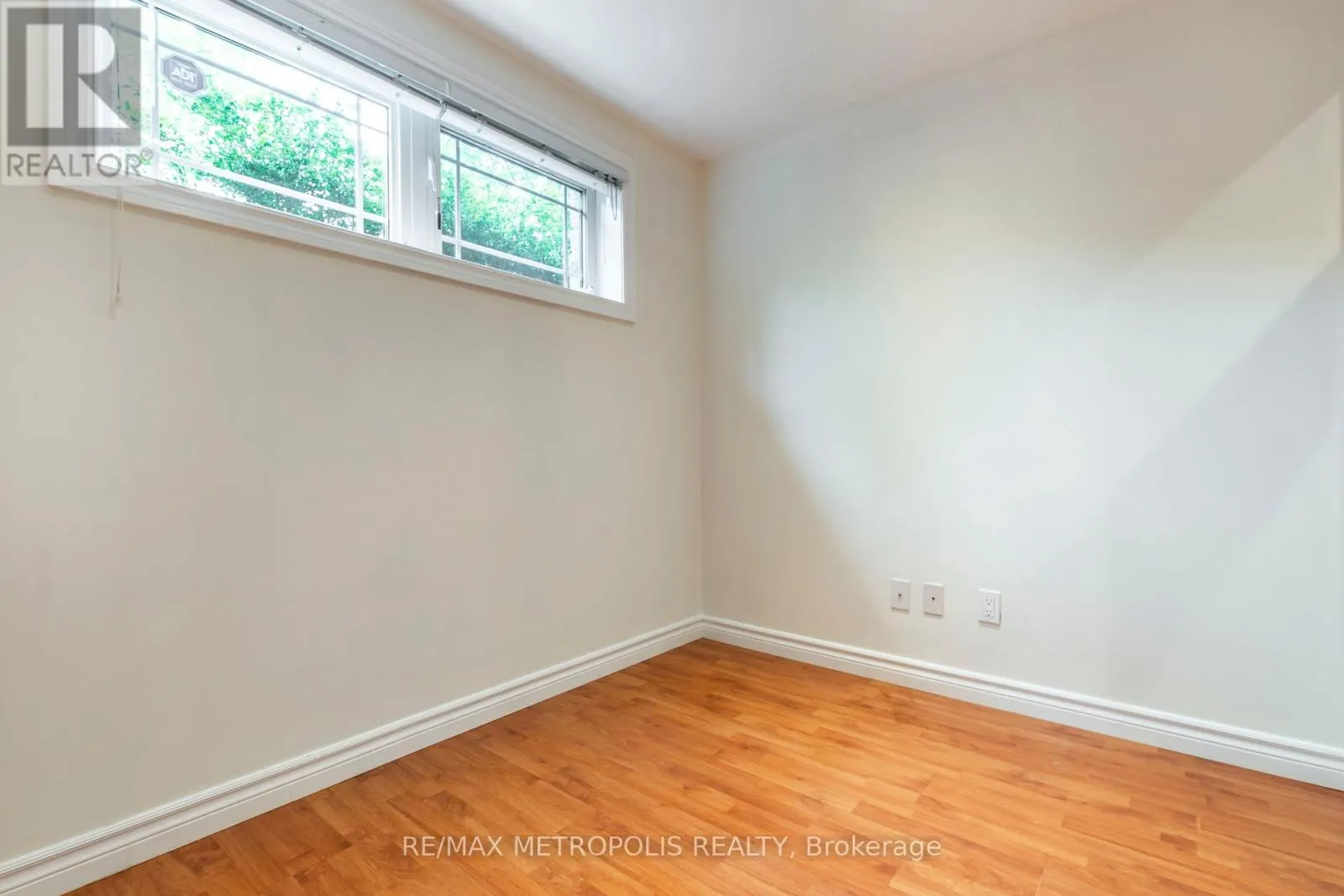 C16 - 619 WILD GINGER AVENUE