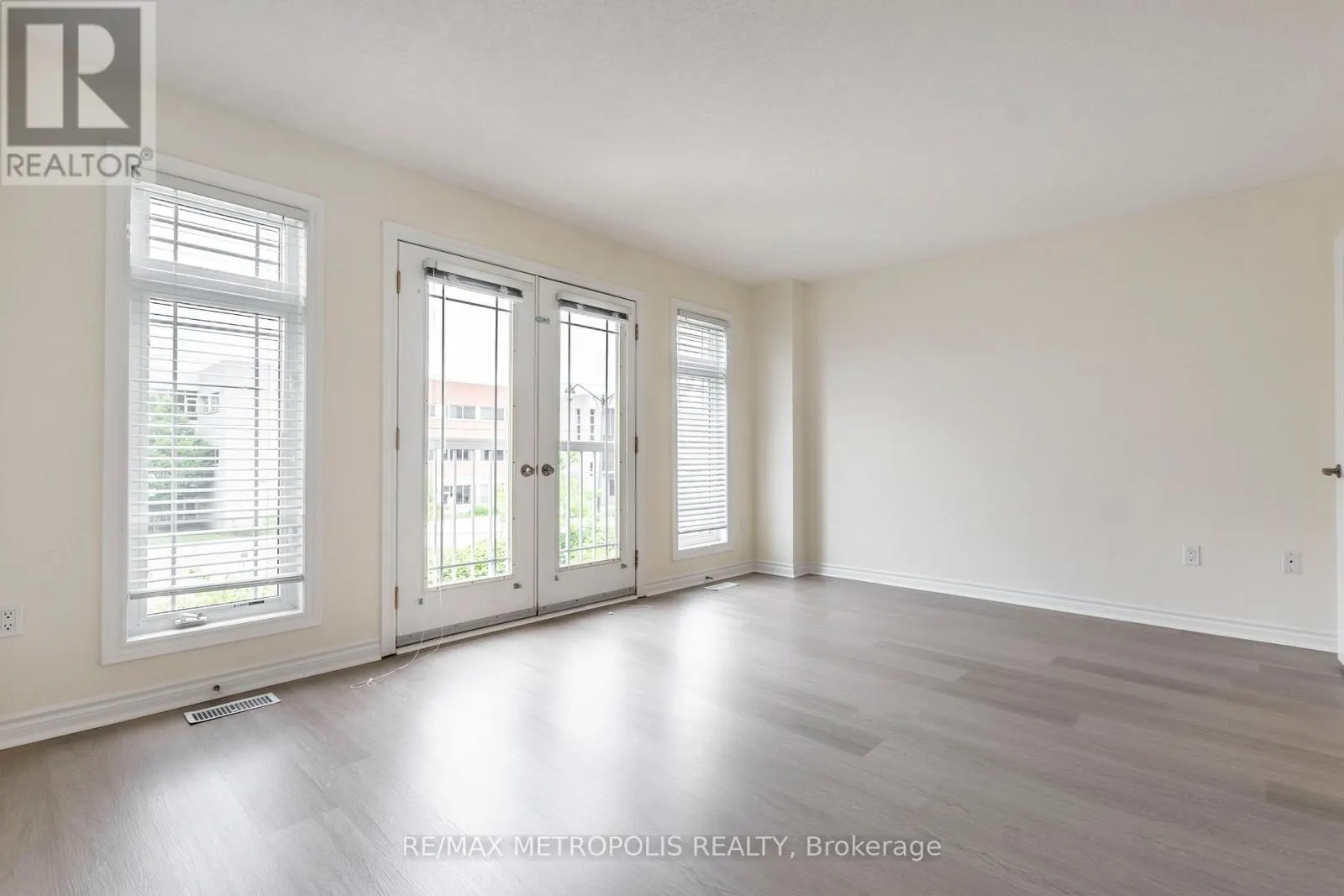 C16 - 619 WILD GINGER AVENUE