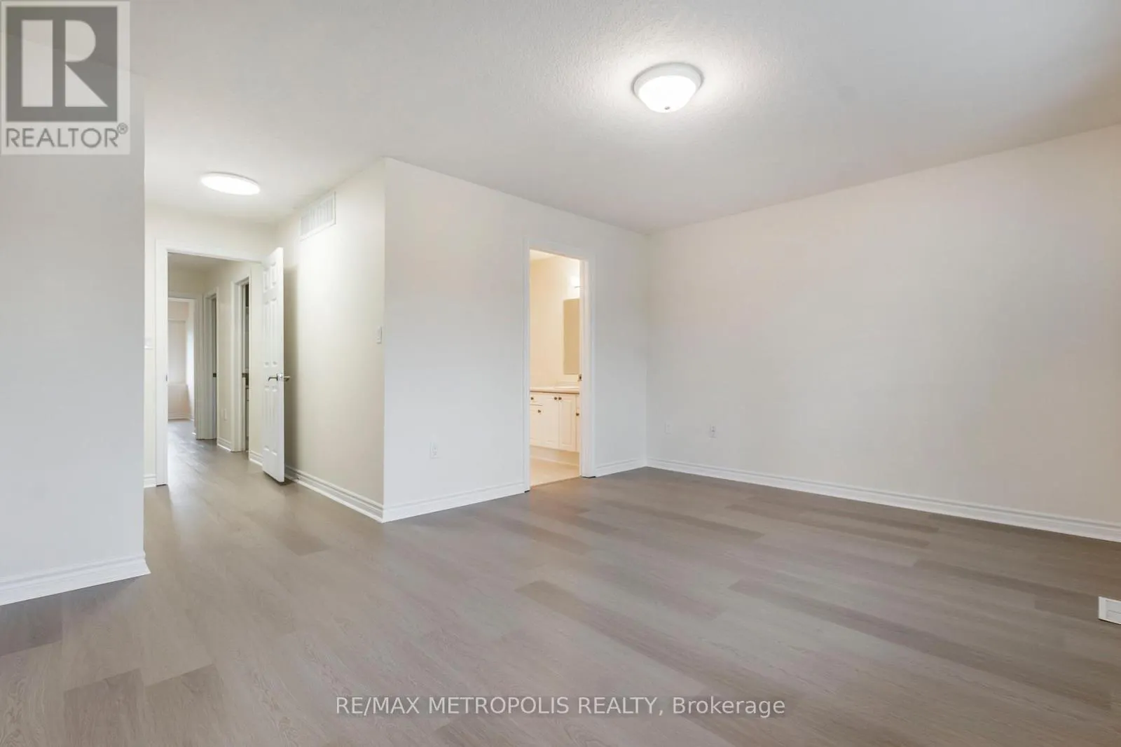 C16 - 619 WILD GINGER AVENUE