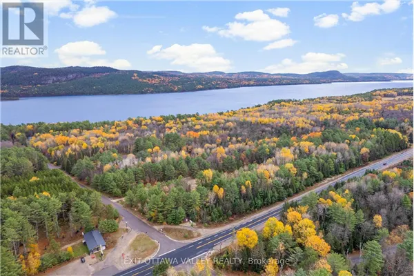 PART 10 MOOSE AVENUE