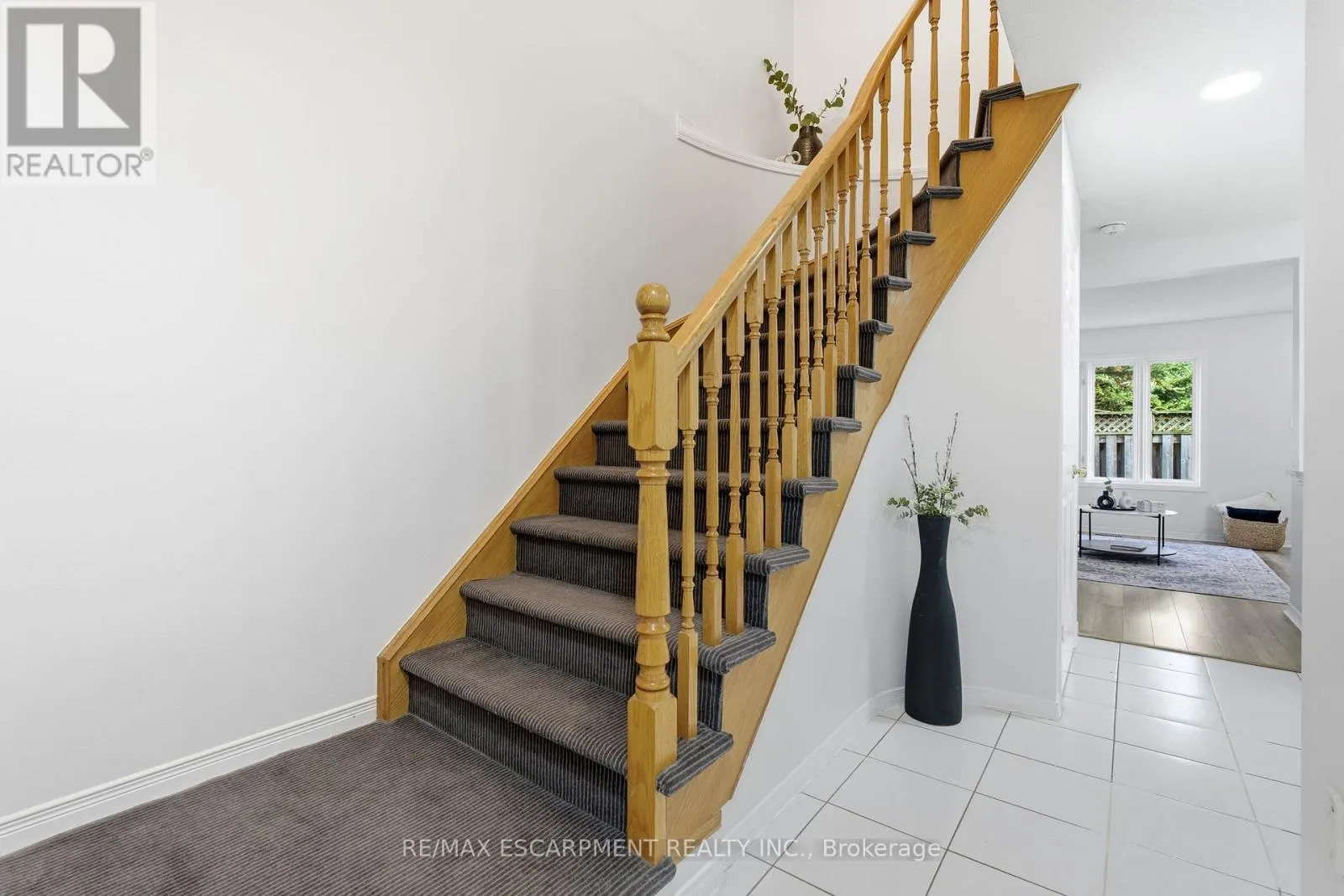 25 - 100 VINEBERG DRIVE