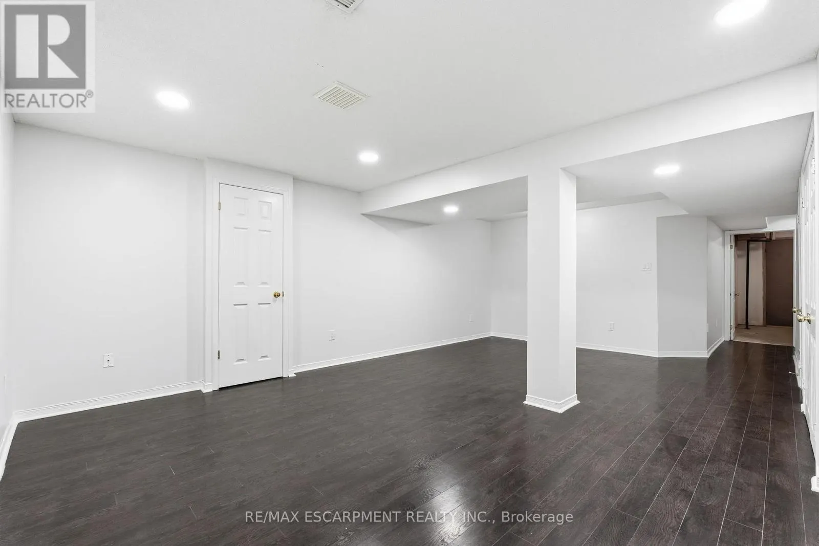 25 - 100 VINEBERG DRIVE