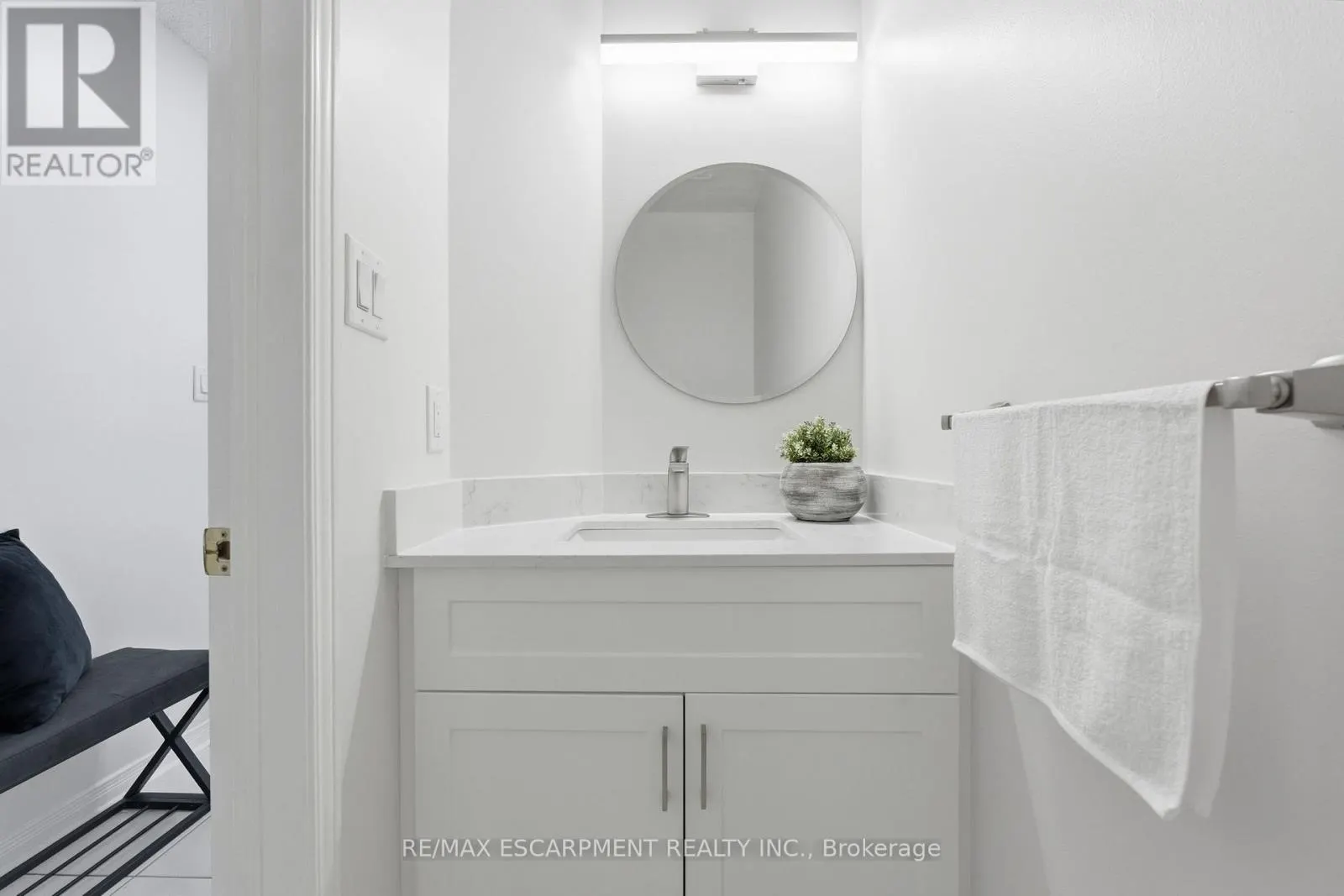 25 - 100 VINEBERG DRIVE