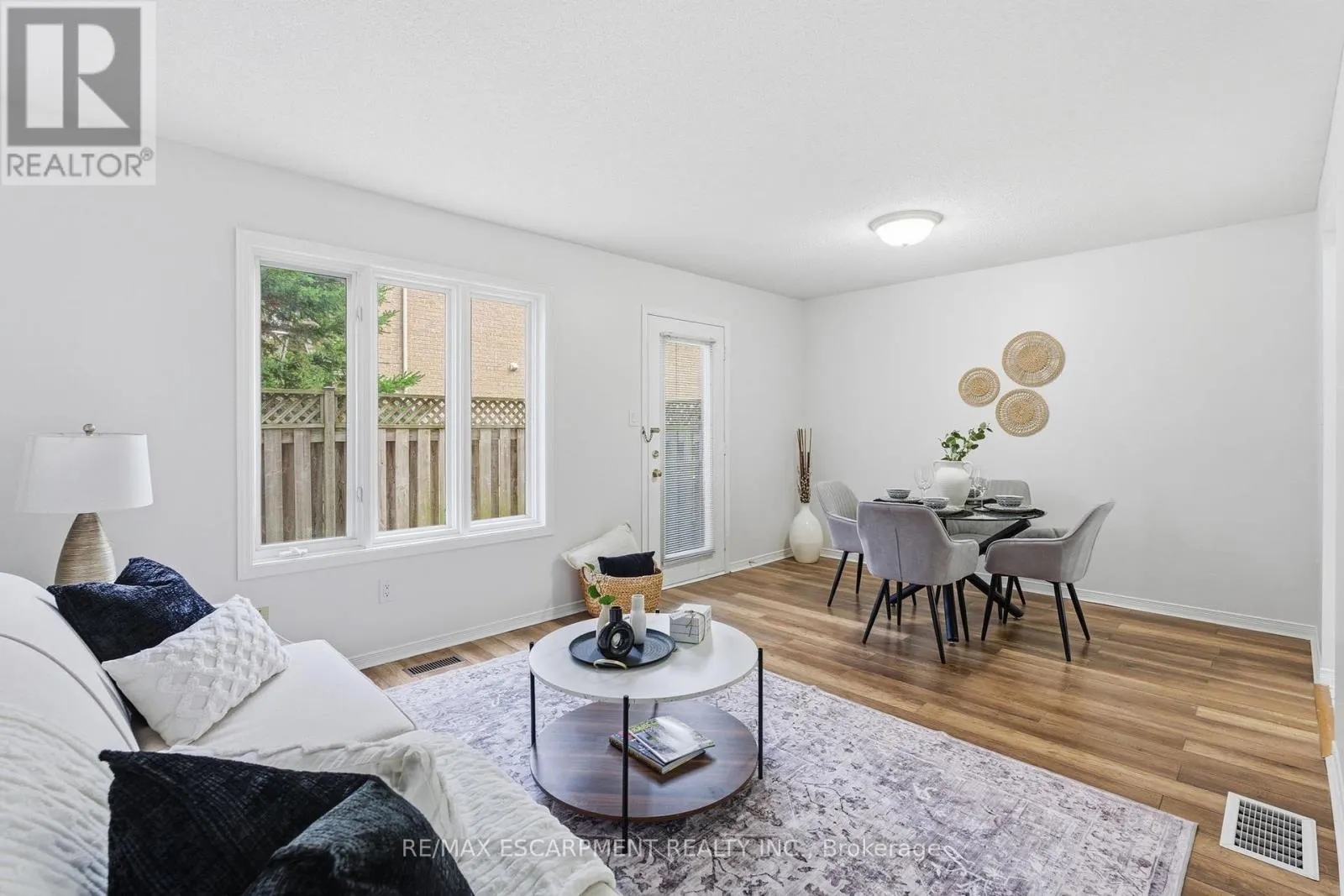 25 - 100 VINEBERG DRIVE