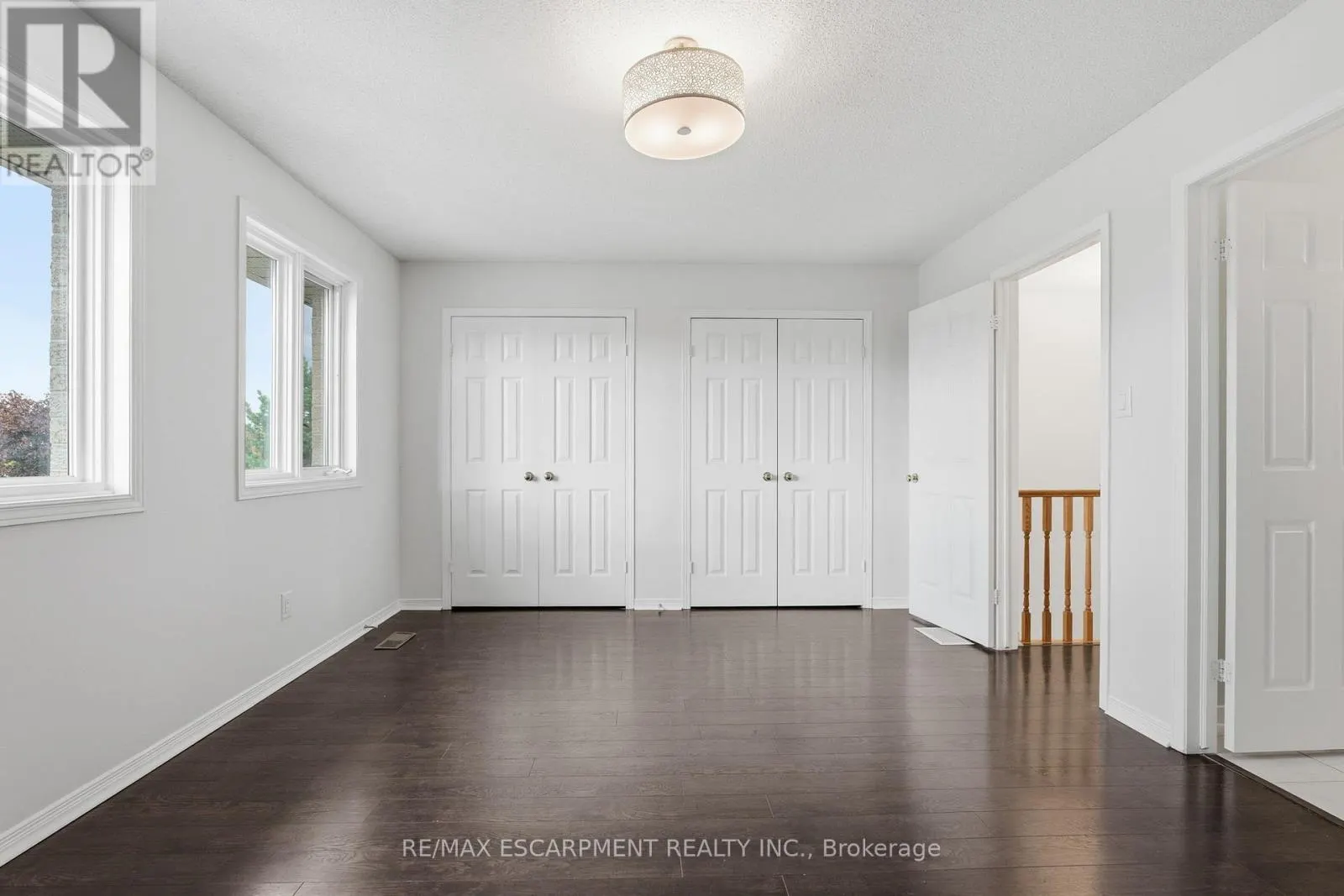 25 - 100 VINEBERG DRIVE