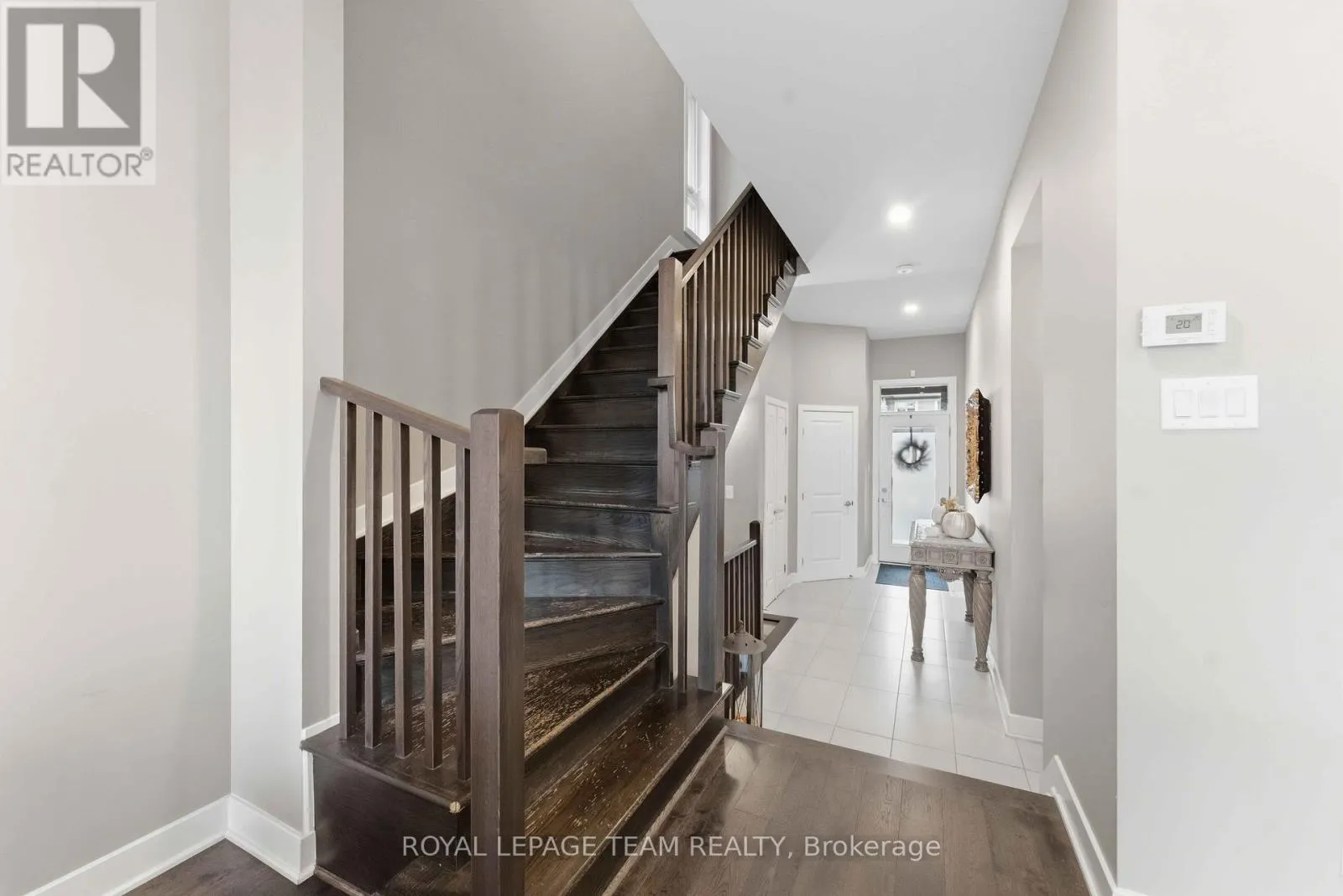 542 BORBRIDGE AVENUE