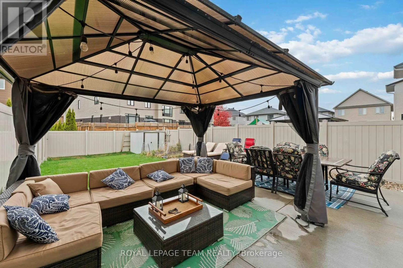 542 BORBRIDGE AVENUE