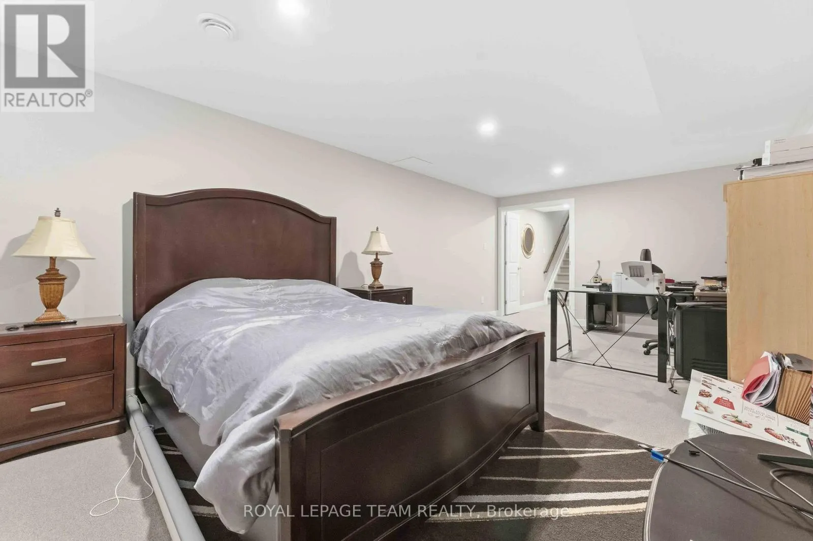 542 BORBRIDGE AVENUE