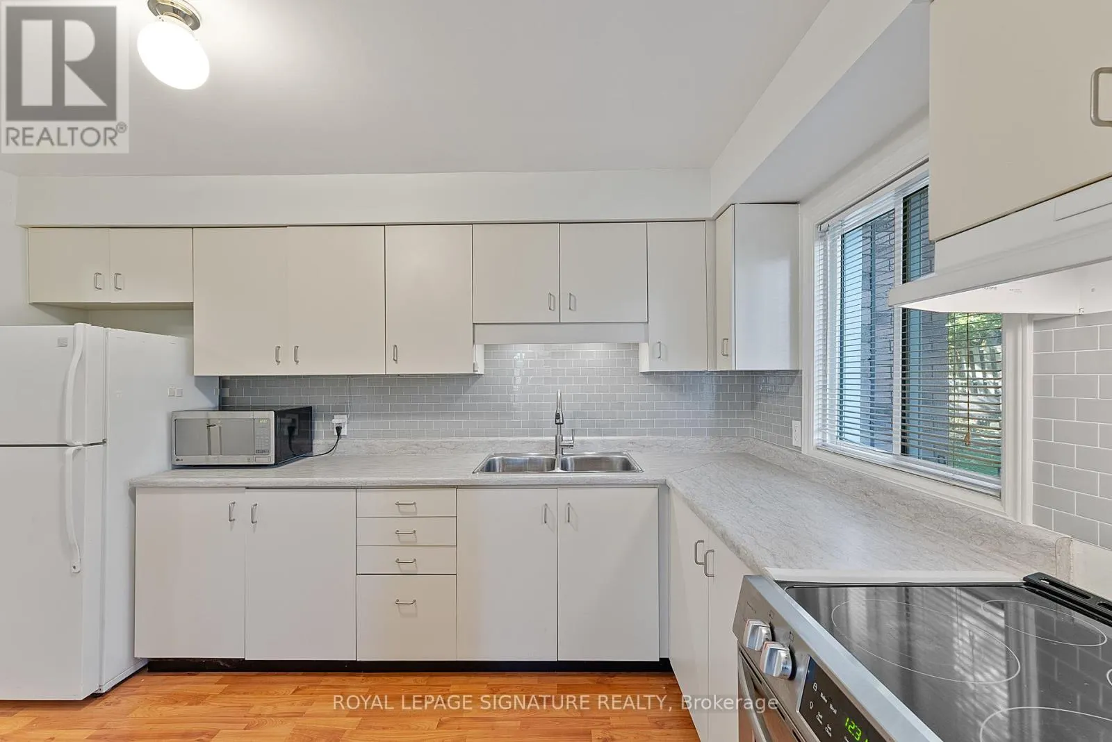 110 - 30 HUGO CRESCENT