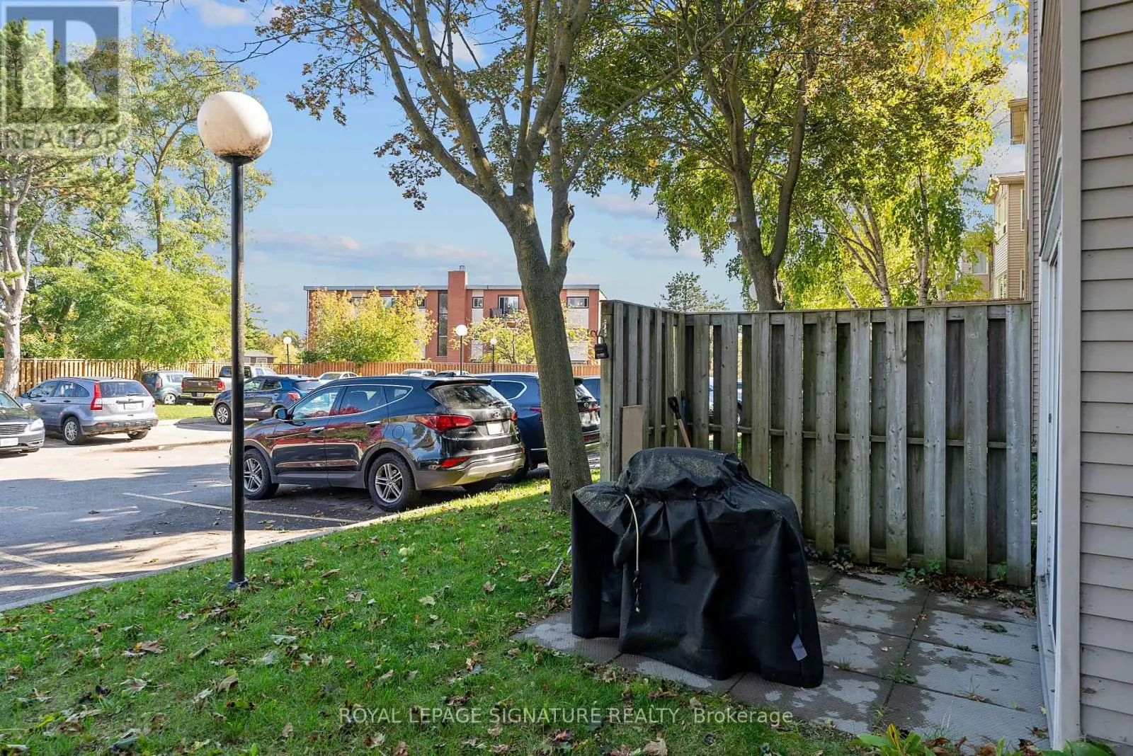 110 - 30 HUGO CRESCENT