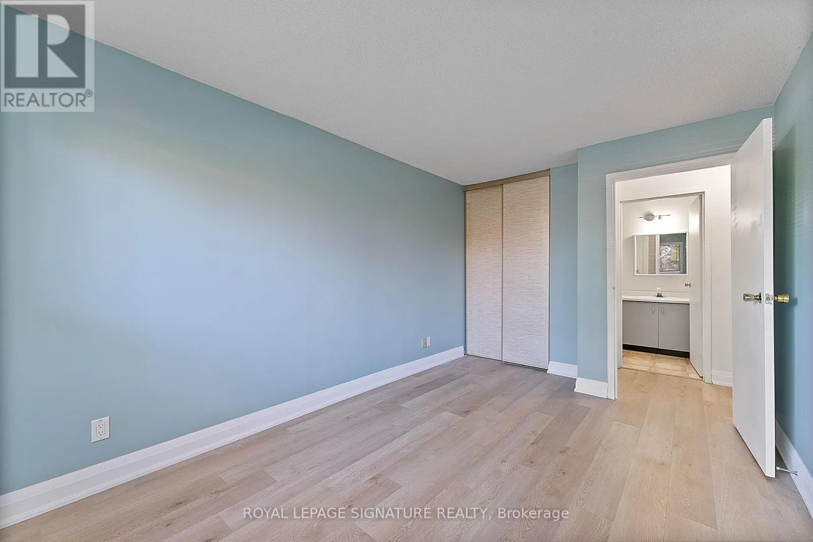 110 - 30 HUGO CRESCENT