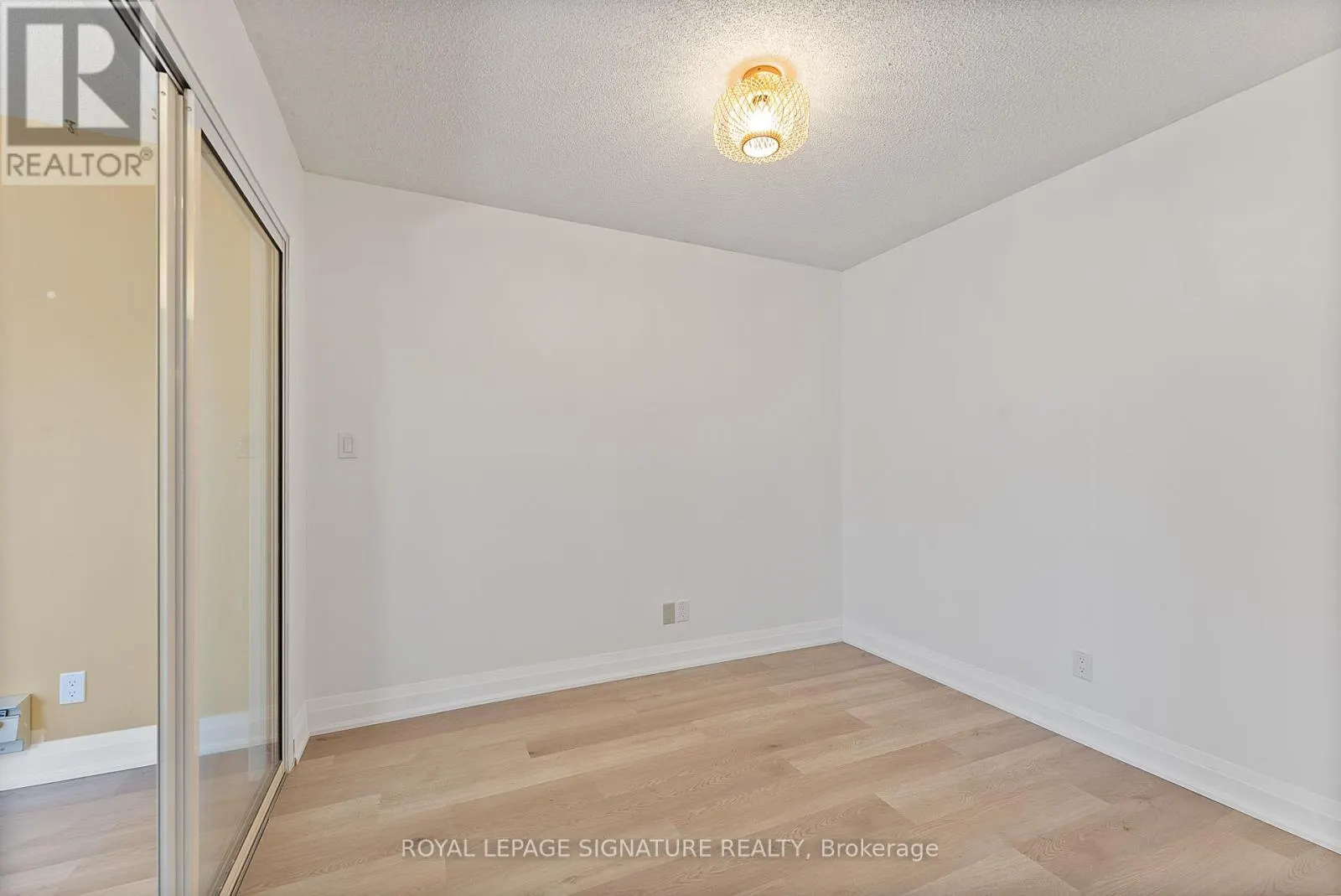 110 - 30 HUGO CRESCENT