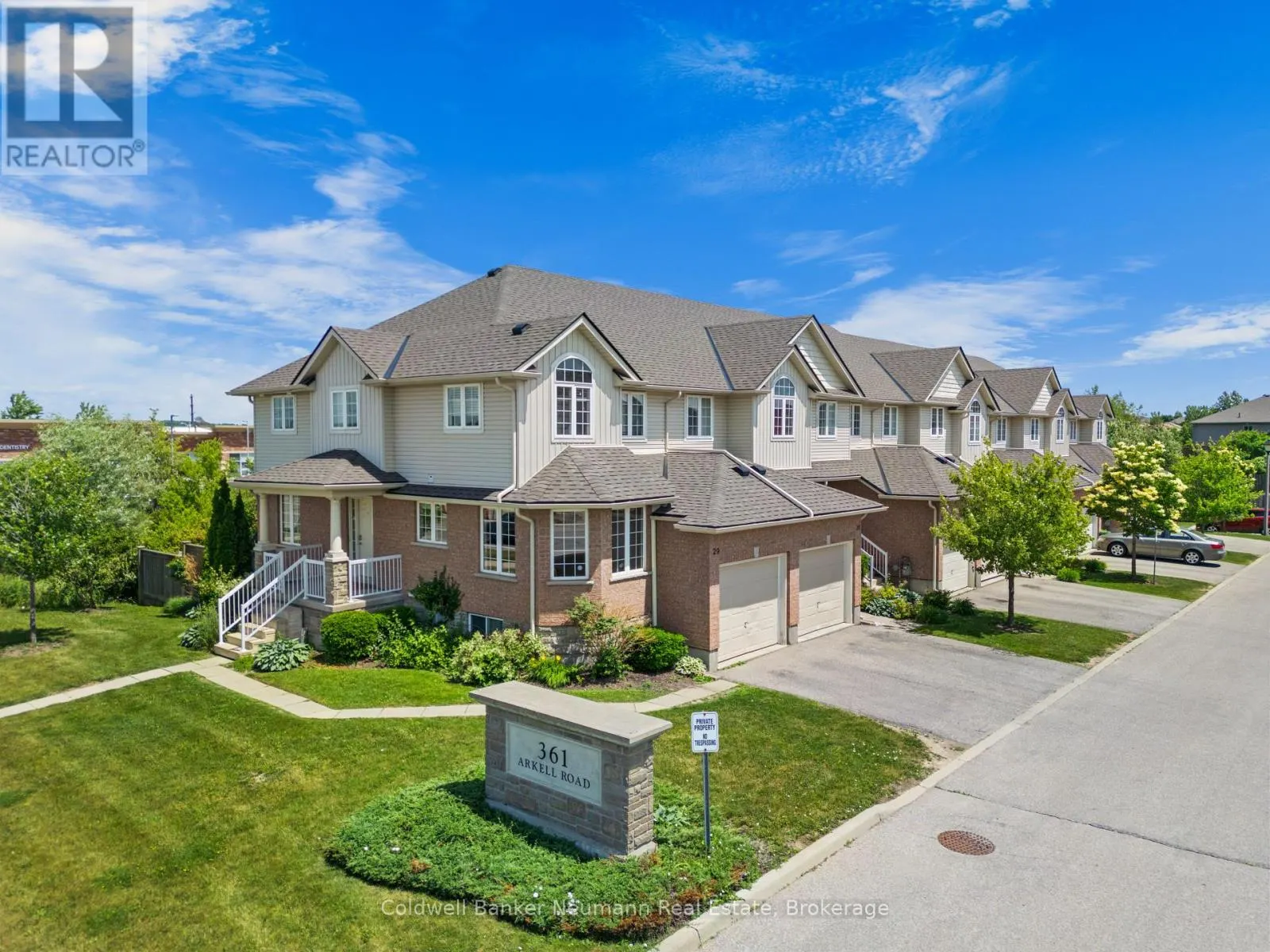 28 - 361 ARKELL ROAD, #28