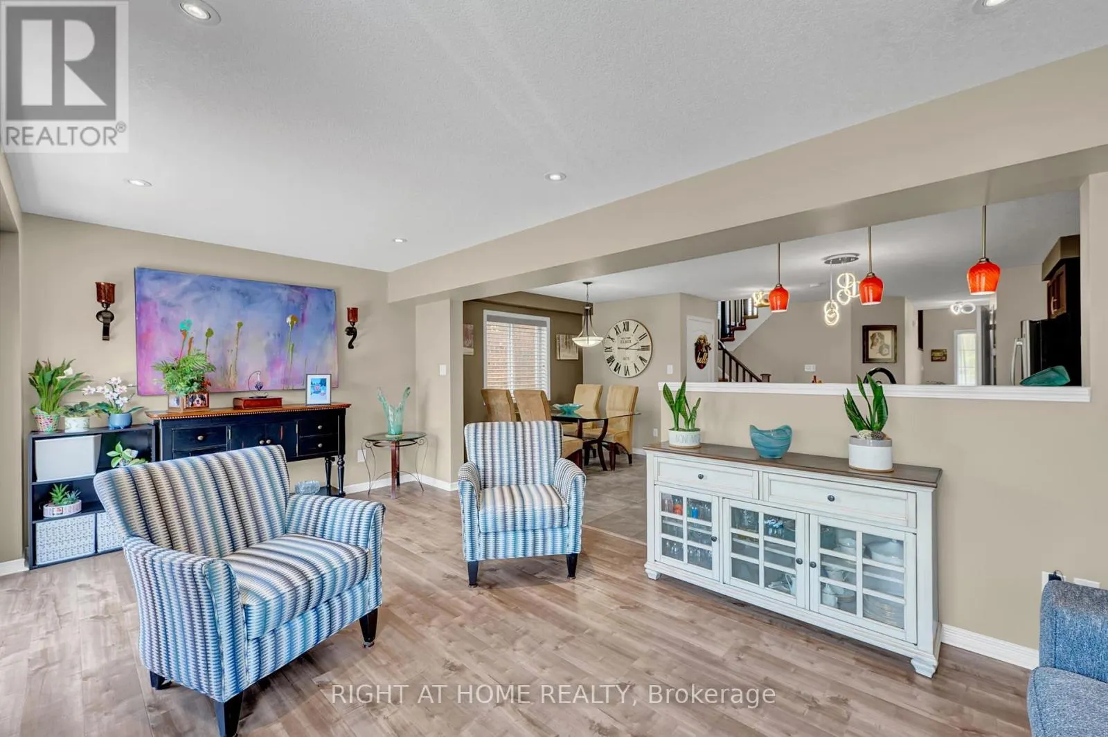 211 HARDCASTLE DRIVE