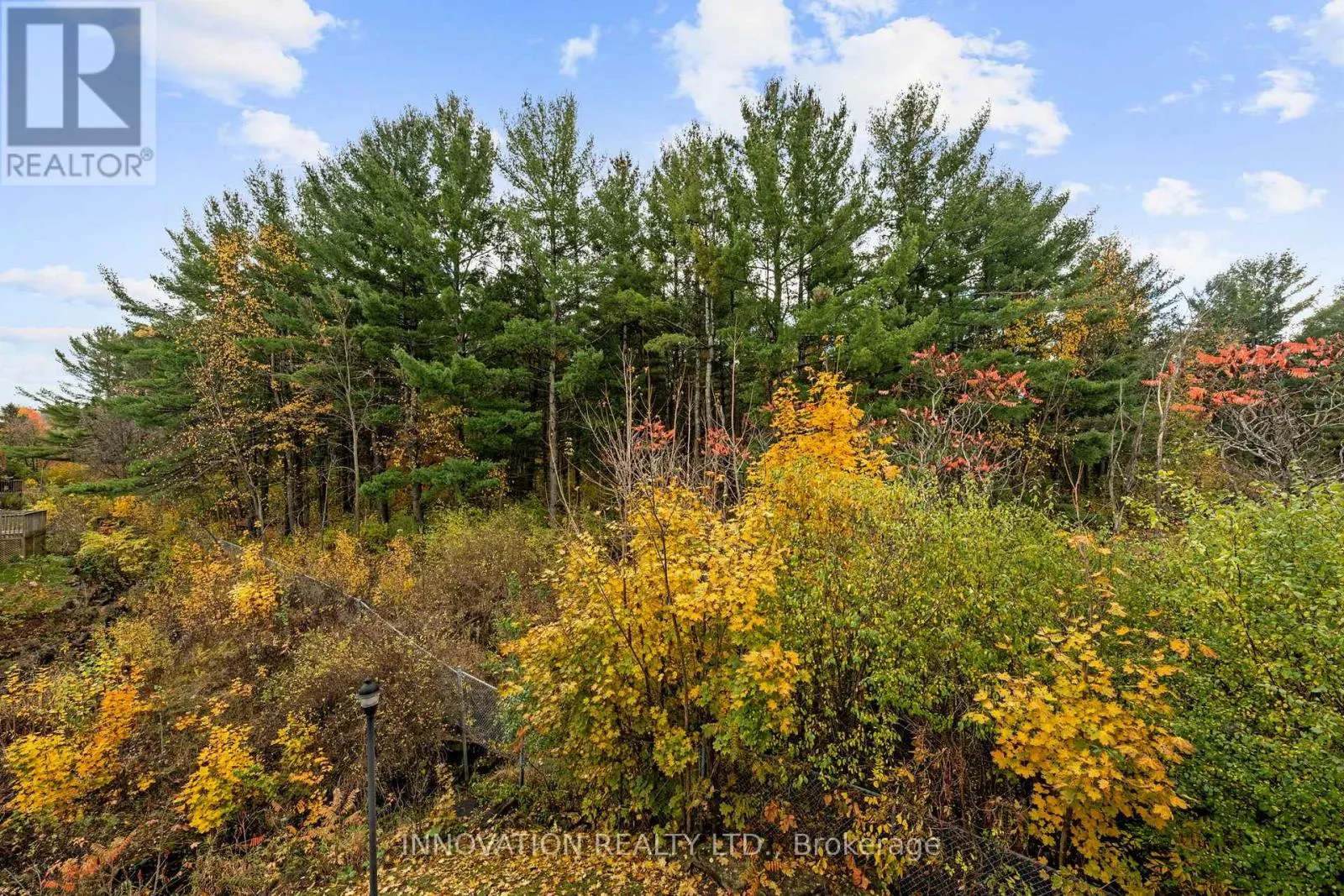 8 - 5 TIMBERVIEW WAY