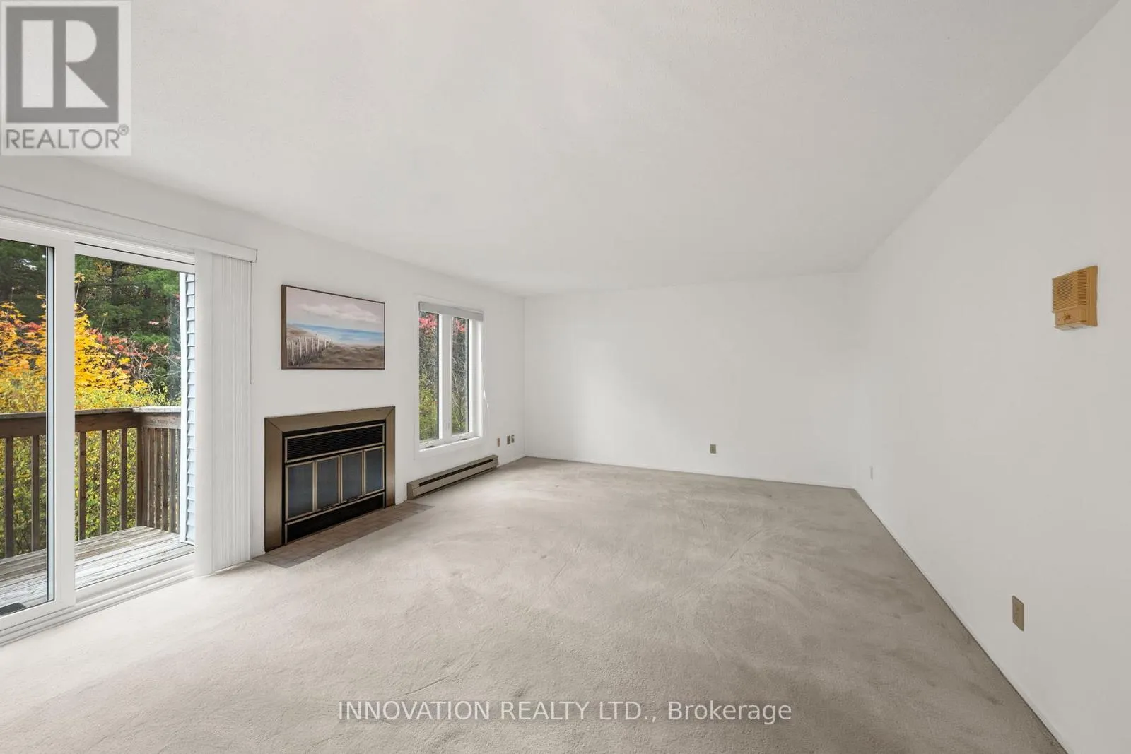 8 - 5 TIMBERVIEW WAY