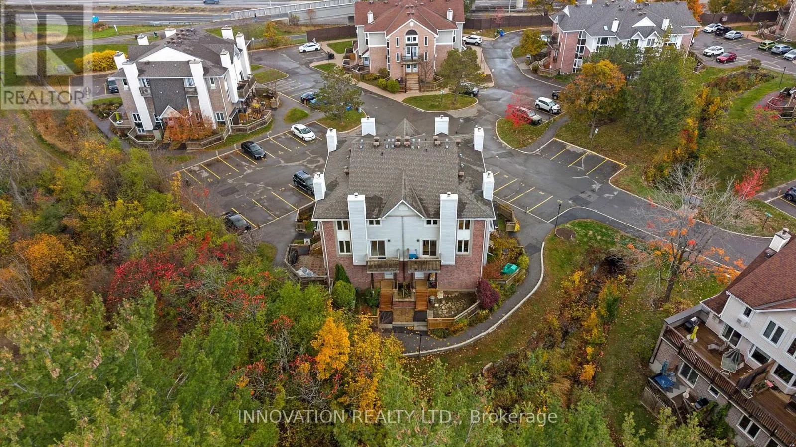 8 - 5 TIMBERVIEW WAY