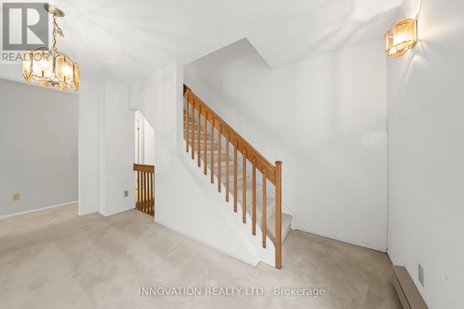 8 - 5 TIMBERVIEW WAY