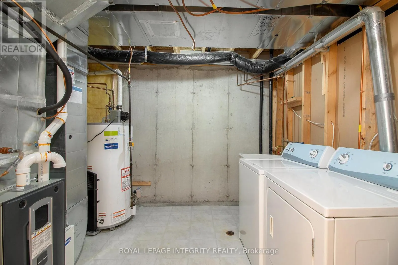 2080 MELETTE CRESCENT