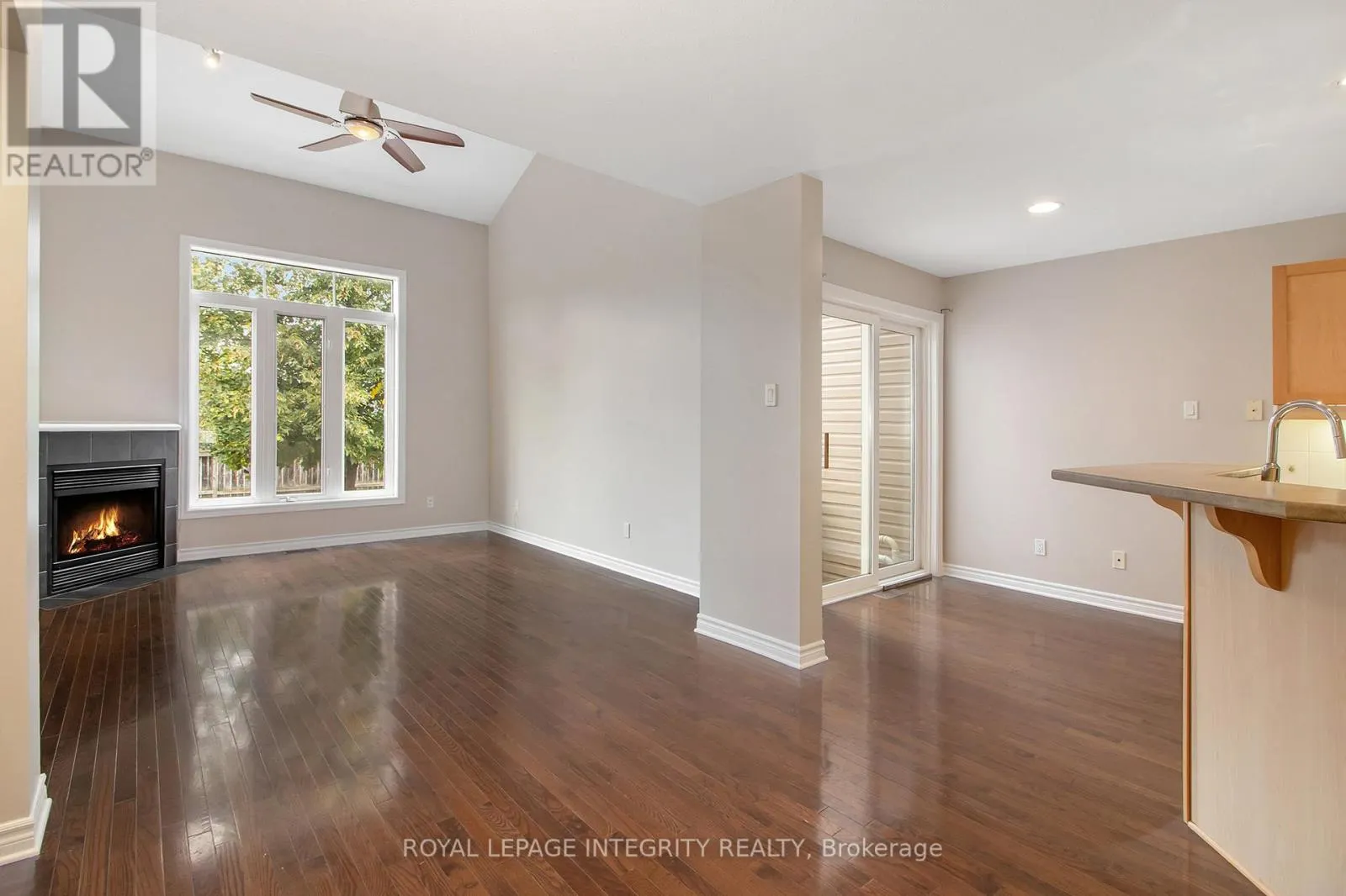 2080 MELETTE CRESCENT