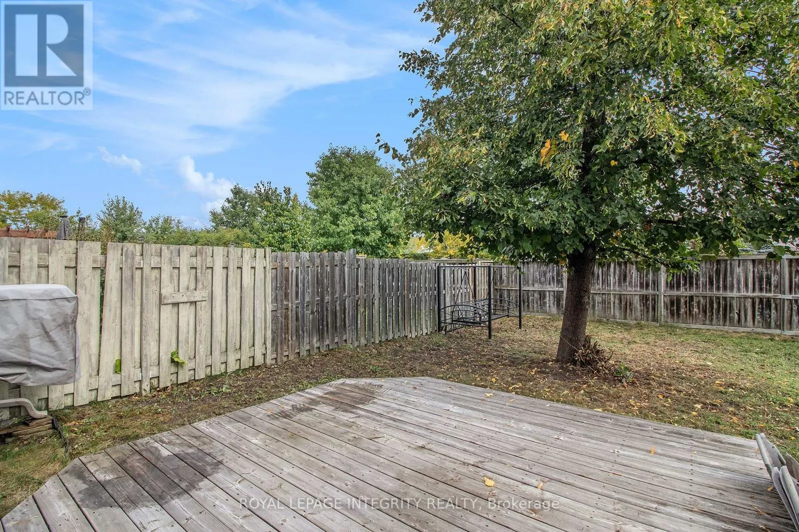 2080 MELETTE CRESCENT